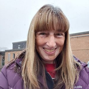 Meet your Posher, Laura